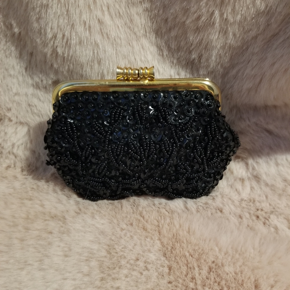 1930's Inspo beaded coin purse